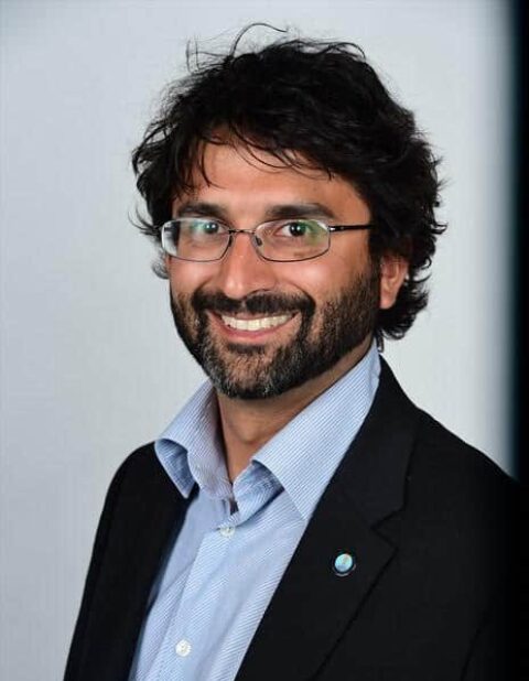 Dr Sanjoy Som
